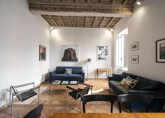 Artsy And Elegant Near Pantheon